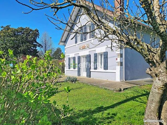 Pavillon 6 pièces 135 m²