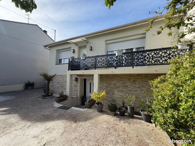 Pavillon 6 pièces 135 m²
