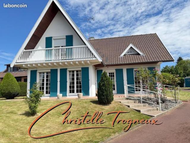 Pavillon 6 pièces 136 m²