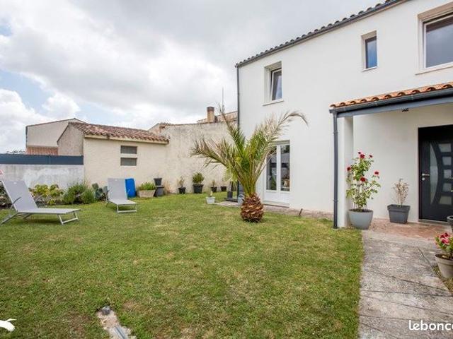 Pavillon 6 pièces 137 m²