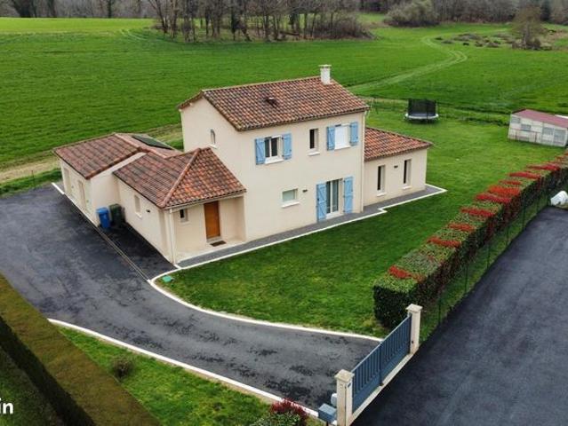 Pavillon 6 pièces 138 m²