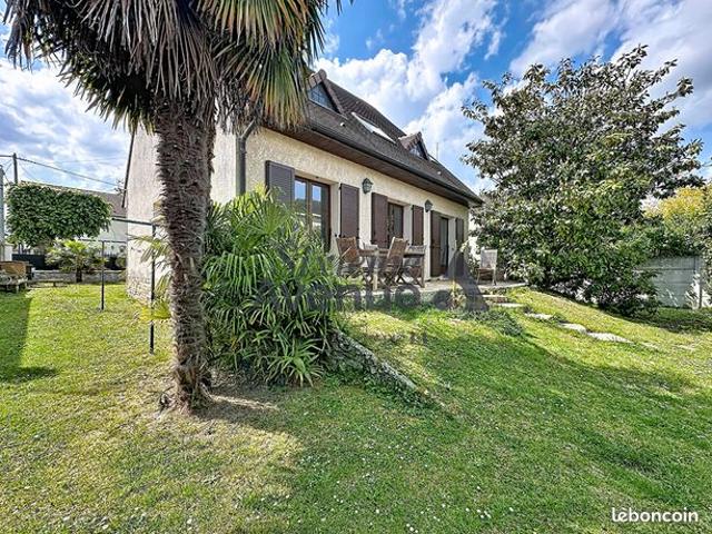Pavillon 6 pièces 140 m²
