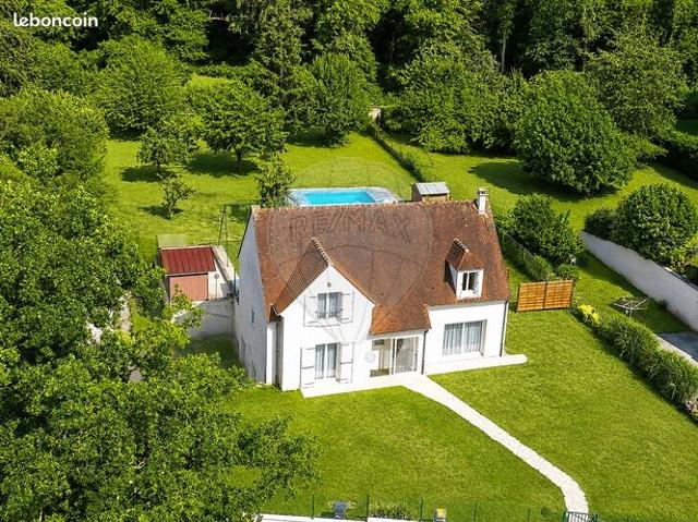 Pavillon 6 pièces 140 m²