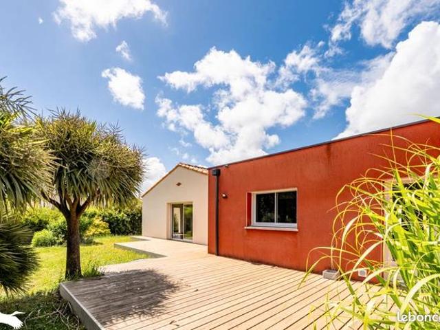 Pavillon 6 pièces 143 m²