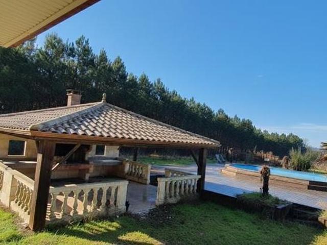 Pavillon 6 pièces 143 m²