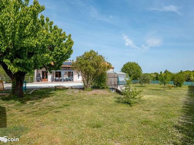 Pavillon 6 pièces 144 m²