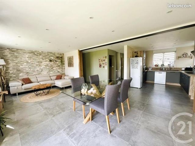 Pavillon 6 pièces 154 m²