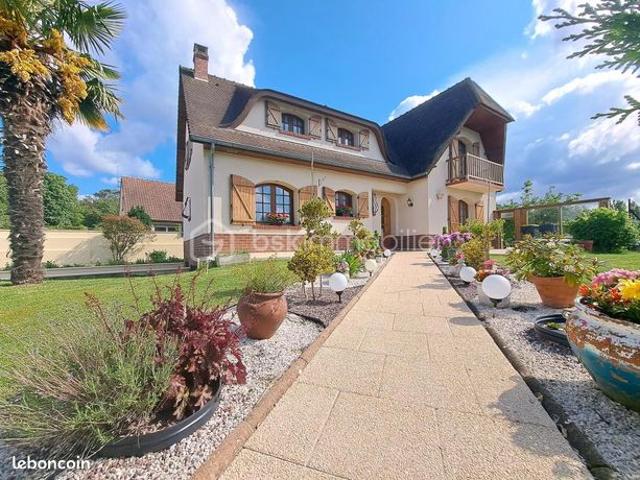 Pavillon 6 pièces 145 m²