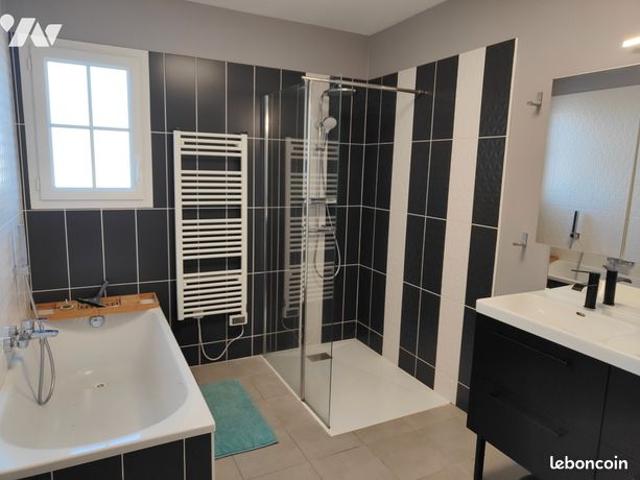 Pavillon 6 pièces 145 m²