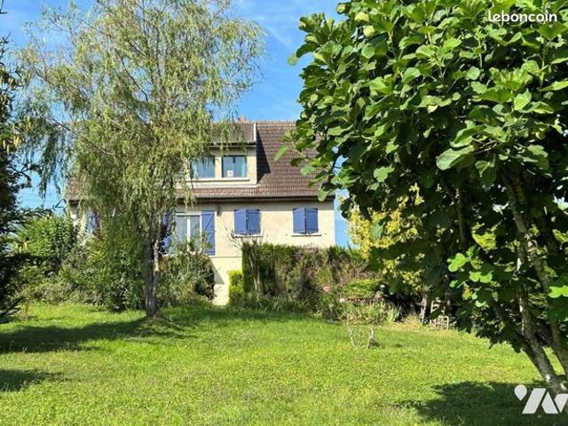 Pavillon 6 pièces 145 m²