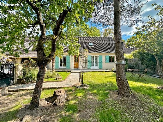 Pavillon 6 pièces 146 m²