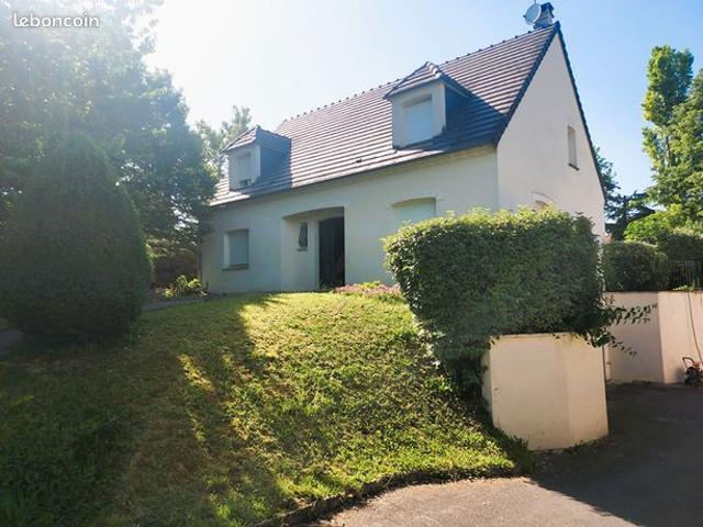 Pavillon 6 pièces 150 m²