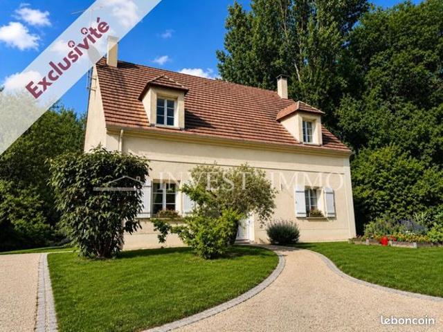 Pavillon 6 pièces 150 m²