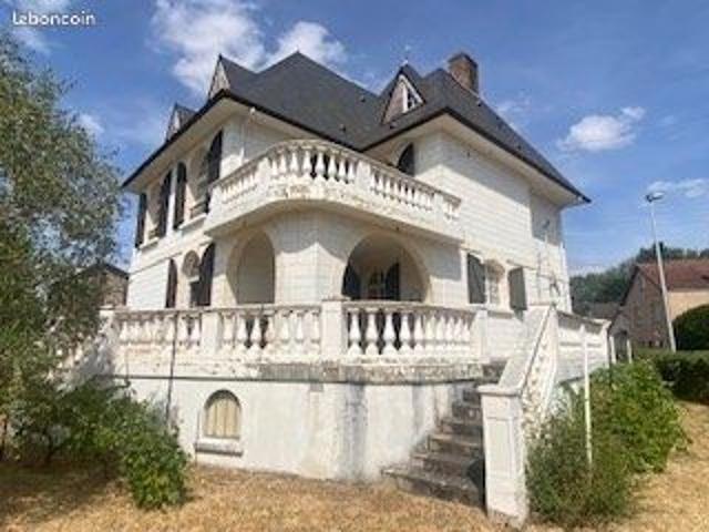 Pavillon 6 pièces 151 m²