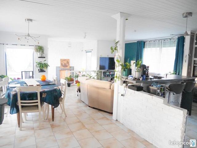 Pavillon 6 pièces 152 m²