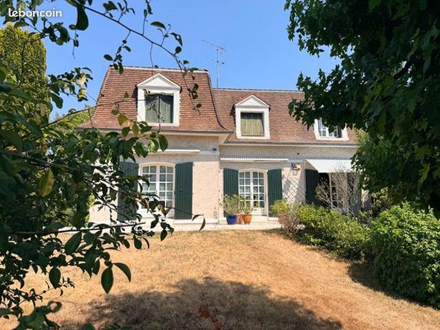 Pavillon 6 pièces 152 m²