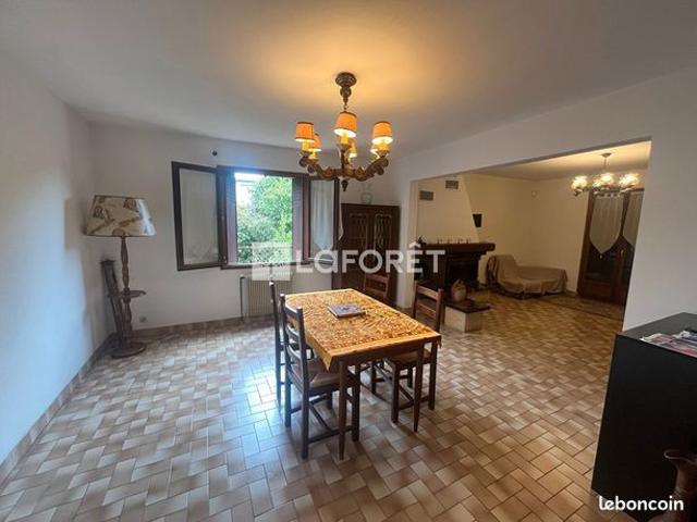 Pavillon 6 pièces 152 m²