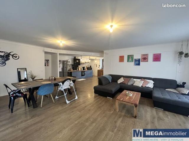 Pavillon 6 pièces 152 m²