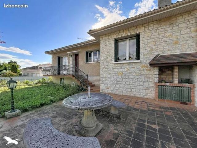 Pavillon 6 pièces 153 m²