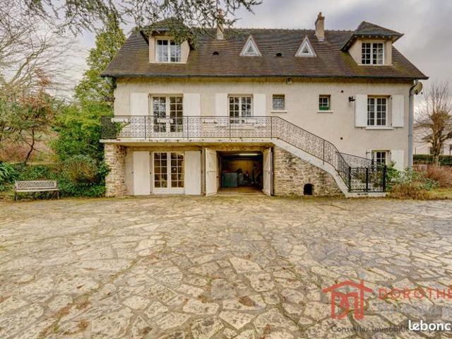 Pavillon 6 pièces 153 m²