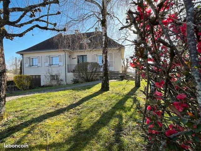 Pavillon 6 pièces 157 m²