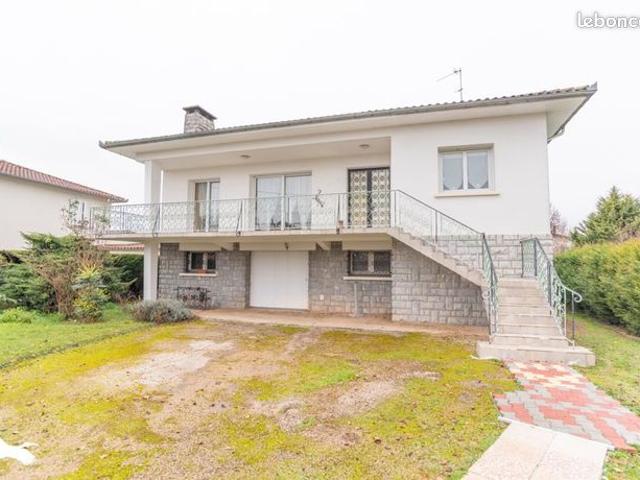 Pavillon 6 pièces 160 m²