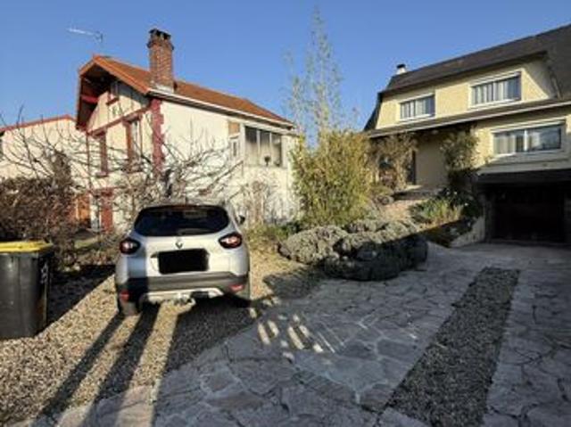 Pavillon 6 pièces 160 m²