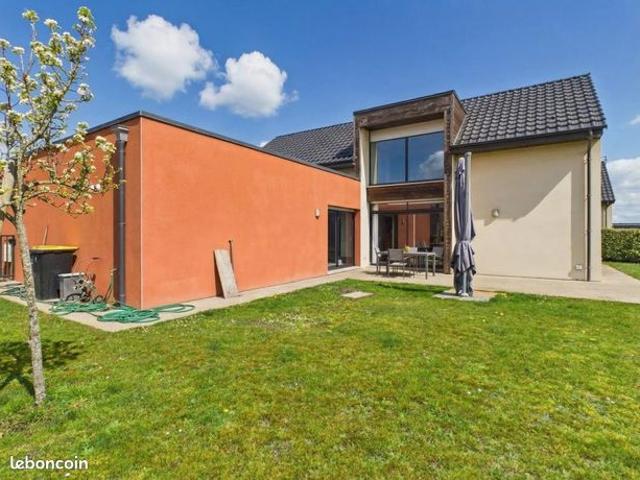 Pavillon 6 pièces 160 m²