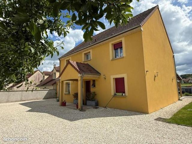Pavillon 6 pièces 161 m²