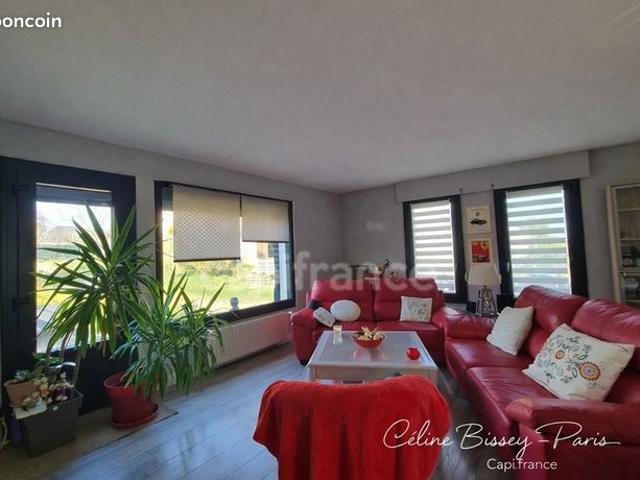 Pavillon 6 pièces 163 m²