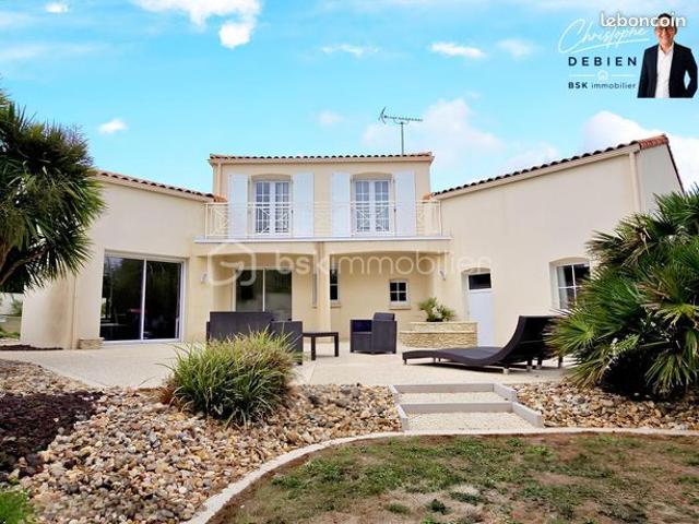 Pavillon 6 pièces 165 m²
