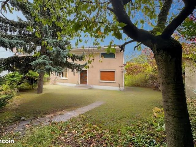 Pavillon 6 pièces 165 m²