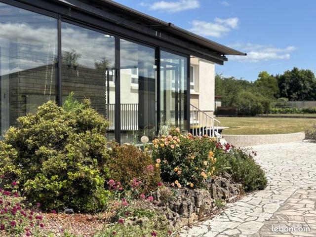 Pavillon 6 pièces 168 m²