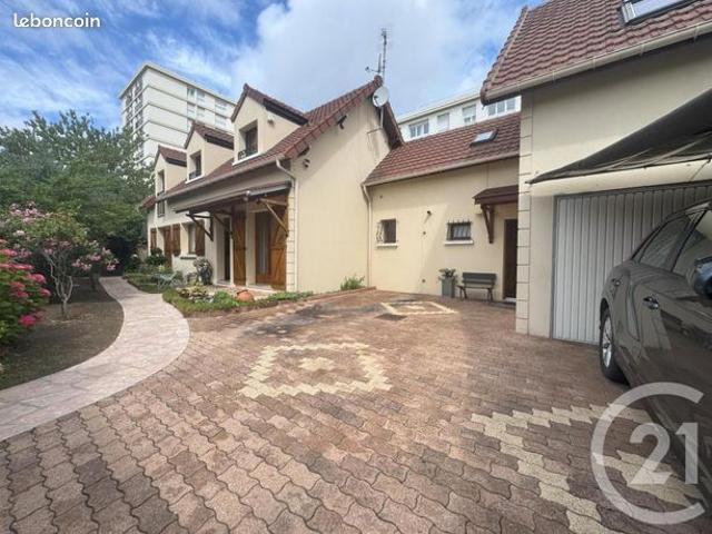 Pavillon 6 pièces 171 m²
