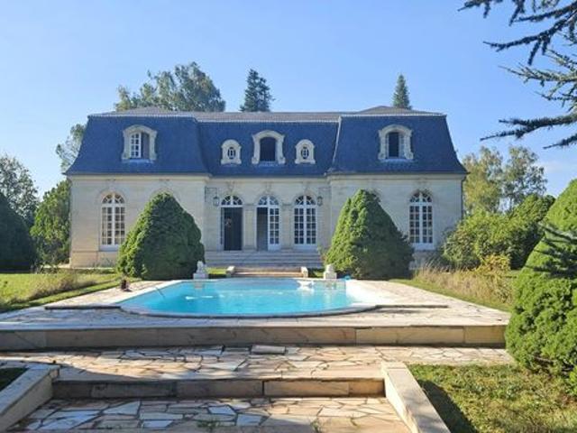 Pavillon 6 pièces 174 m²