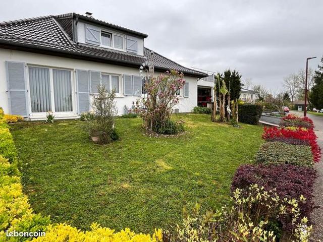 Pavillon 6 pièces 176 m²