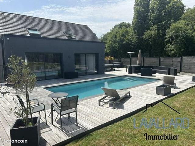 Pavillon 6 pièces 180 m²