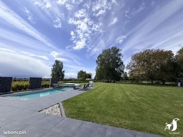 Pavillon 6 pièces 180 m²