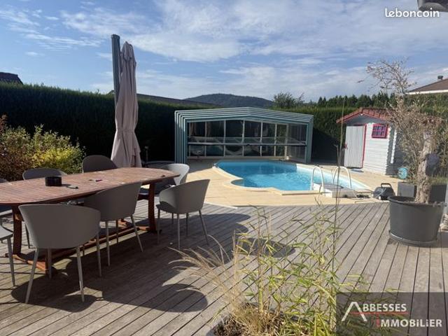 Pavillon 6 pièces 180 m²