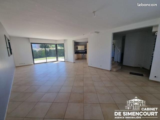 Pavillon 6 pièces 180 m²
