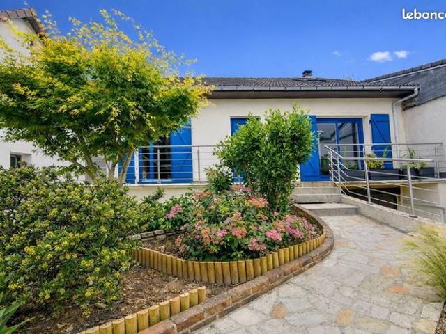 Pavillon 6 pièces 180 m²