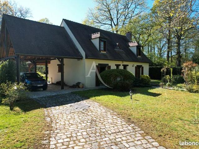 Pavillon 6 pièces 196 m²