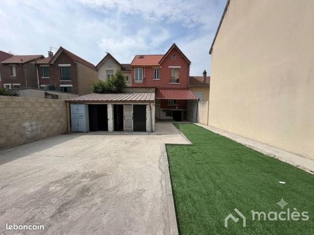 Pavillon 6 pièces 200 m²