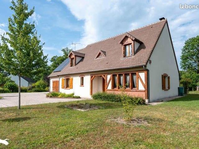 Pavillon 6 pièces 200 m²