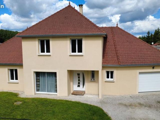 Pavillon 6 pièces 209 m²