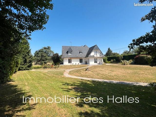 Pavillon 6 pièces 213 m²