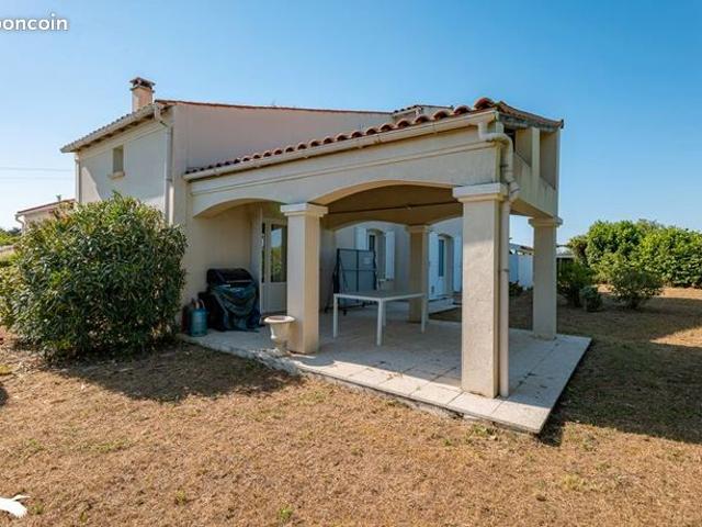 Pavillon 6 pièces 242 m²