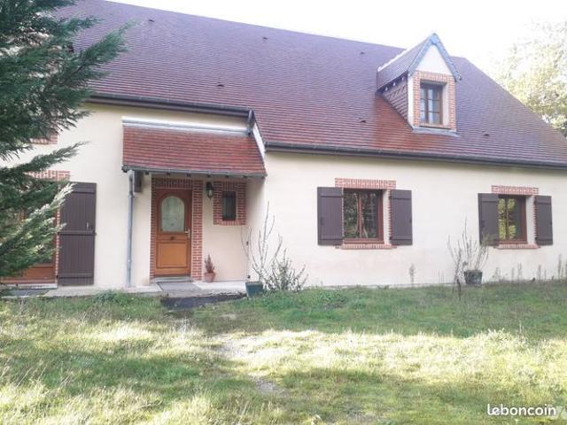 Pavillon 6 pièces 254 m²