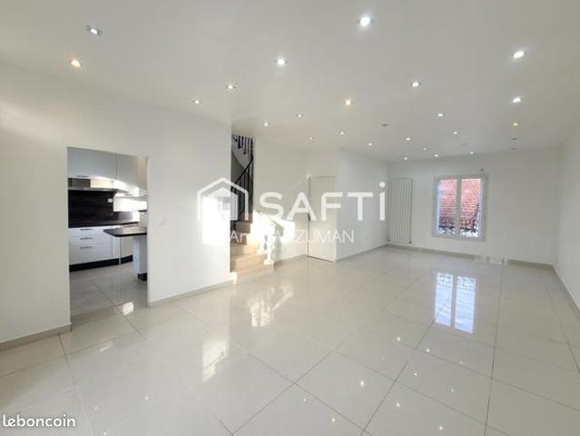 Pavillon 6 pièces 277 m²