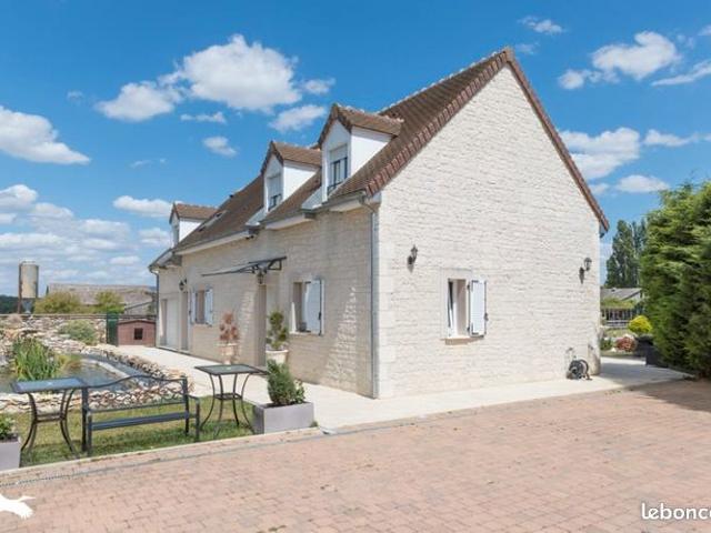 Pavillon 6 pièces 297 m²